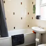 Διαμέρισμα Logan House, Modern And Spacious Townhouse Close To Centre Καρλάιλ