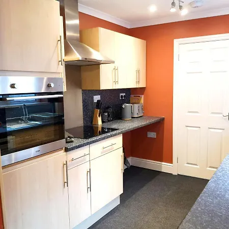 Lägenhet Logan House, Modern And Spacious Townhouse Close To Centre *